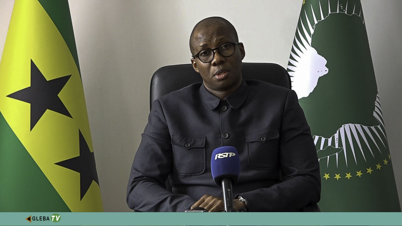 Governo anuncia pagamento de salários a novos professores a partir de abril após atrasos administrativos e prioridade ao pessoal não docente e destaca avanços nas negociações com o FMI