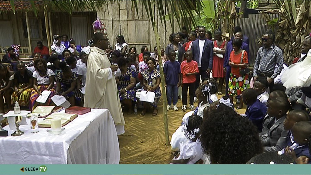 Localidade de Bobô-cativo realizou 26 baptismo numa cerimónia de festa religiosa local