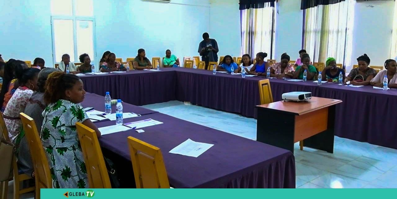 Mulheres de Lobata e Mé-Zochi participam na 3.ª Academia de Desenvolvimento Feminino