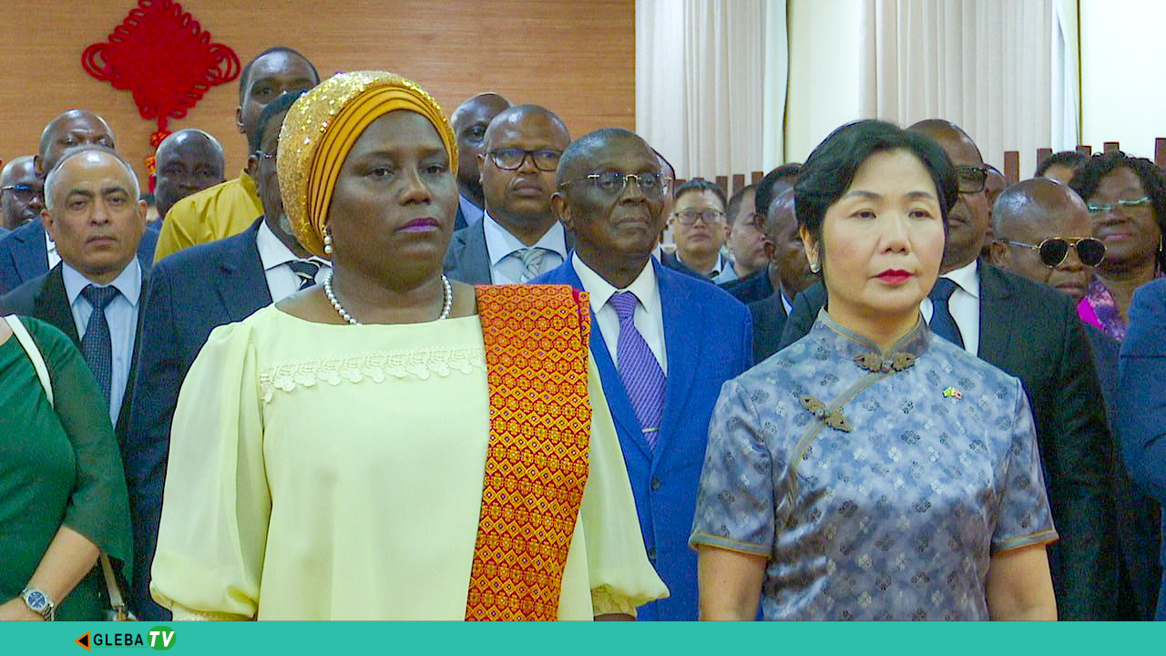 China e STP reforçam parceria no 76º aniversário da República Popular