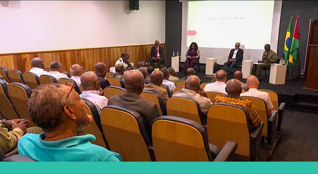 Forças Armadas promove debate de reflexão da relação entre militares e a sociedade civil