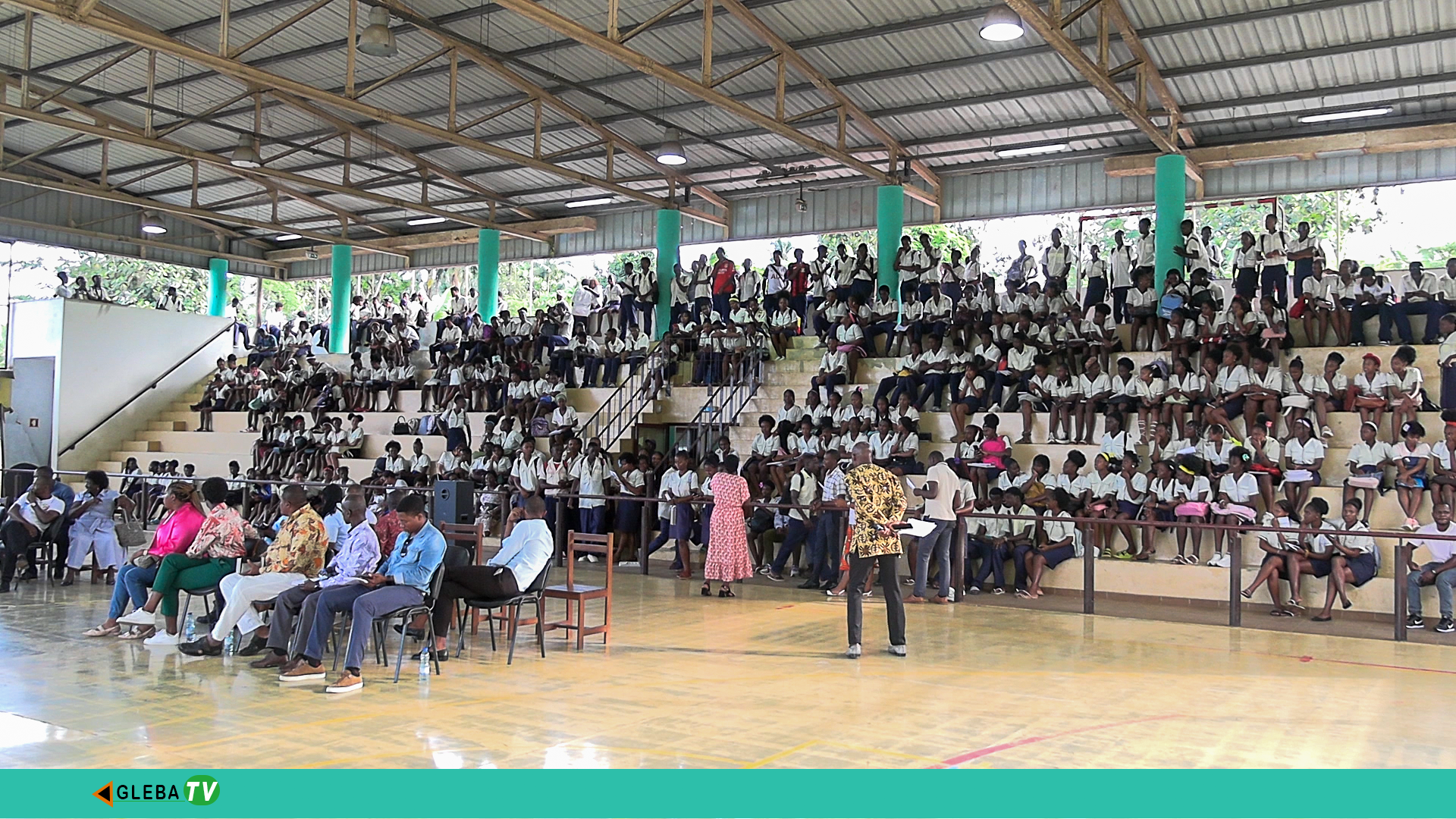 Escola Maria Manuela Margarido celebra centenário da poetisa que lhe dá nome