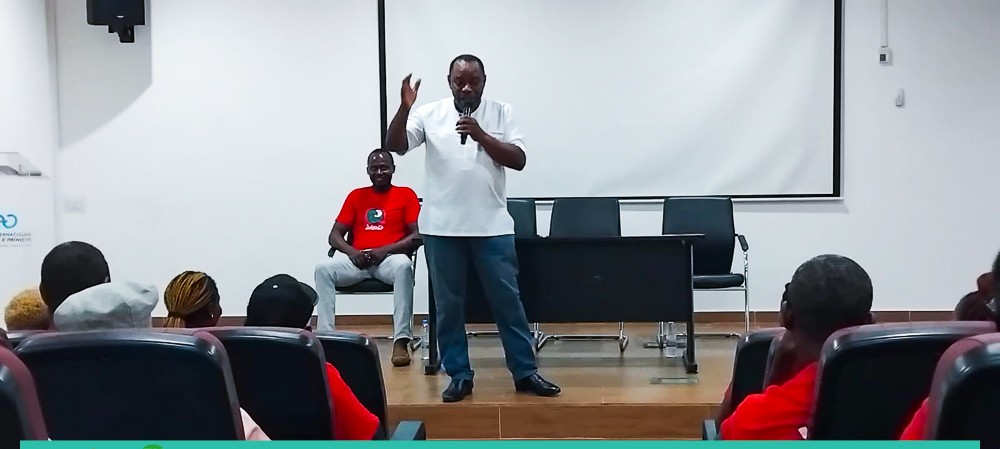 Orlando Pereira Dias lança campanha do MPD no Príncipe para legislativas em  Cabo-Verde.