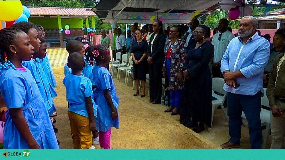 BGFI reforça apoio à educação com inauguração de cantina, campo desportivo e reabilitação da Escola Básica da Trindade Manuel  Sousa Pontes
